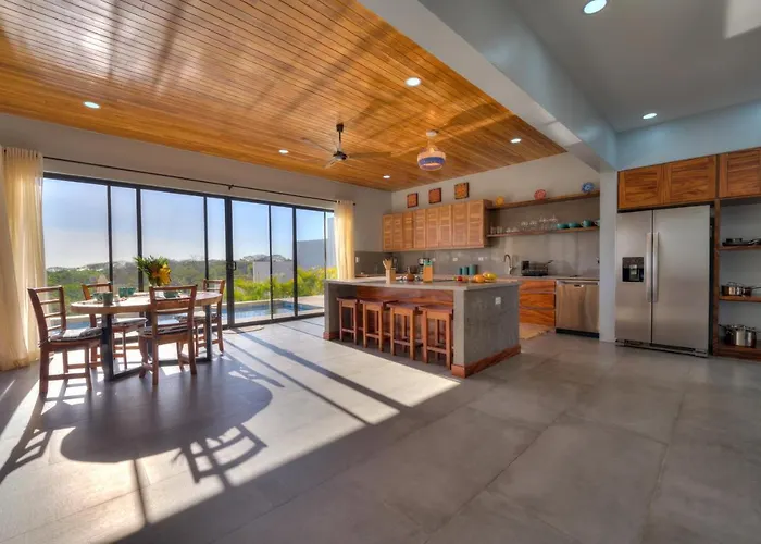 Casa Ojos Azules, Nosara. New Listing